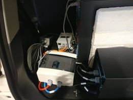 arranged_cables2